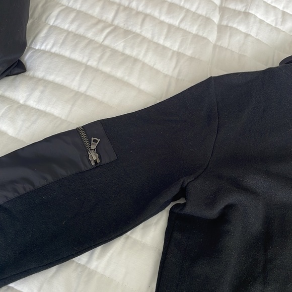 THEORY PULLOVER LIGHTWEIGHT BLACK SWEATSHIRT - Picture 7 of 8